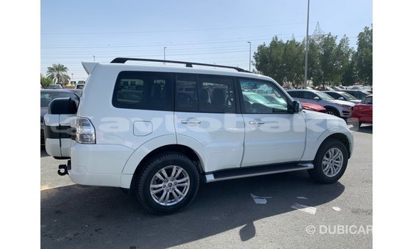 Buy Import Mitsubishi Pajero White Car in Import - Dubai in Abseron Buy Import Mitsubishi Pajero White Car in Import - Dubai in Abseron