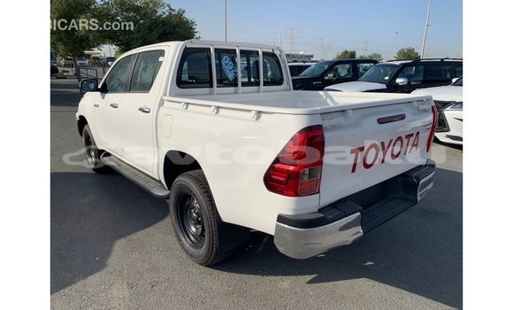Buy Import Toyota Hilux White Car in Import - Dubai in Abseron Buy Import Toyota Hilux White Car in Import - Dubai in Abseron