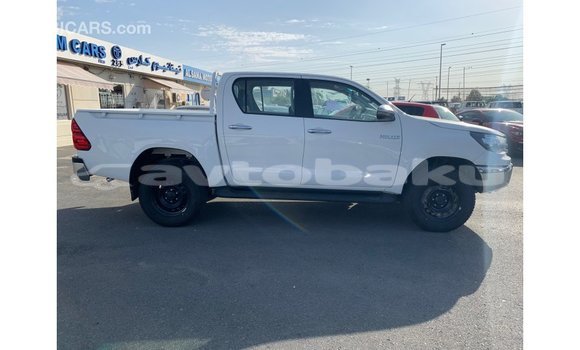 Buy Import Toyota Hilux White Car in Import - Dubai in Abseron Buy Import Toyota Hilux White Car in Import - Dubai in Abseron