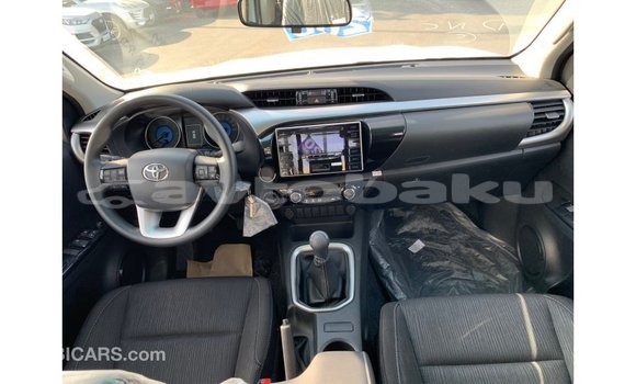 Buy Import Toyota Hilux White Car in Import - Dubai in Abseron Buy Import Toyota Hilux White Car in Import - Dubai in Abseron