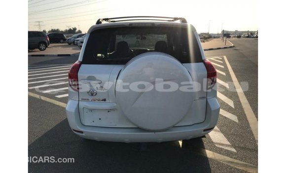Buy Import Toyota 4Runner White Car in Import - Dubai in Abseron Buy Import Toyota 4Runner White Car in Import - Dubai in Abseron