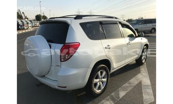 Buy Import Toyota 4Runner White Car in Import - Dubai in Abseron Buy Import Toyota 4Runner White Car in Import - Dubai in Abseron