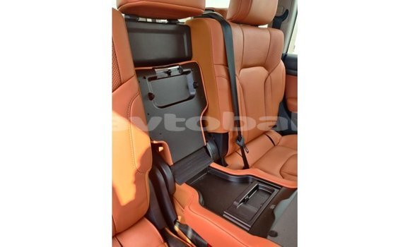 Buy Import Toyota Land Cruiser White Car in Import - Dubai in Abseron Buy Import Toyota Land Cruiser White Car in Import - Dubai in Abseron