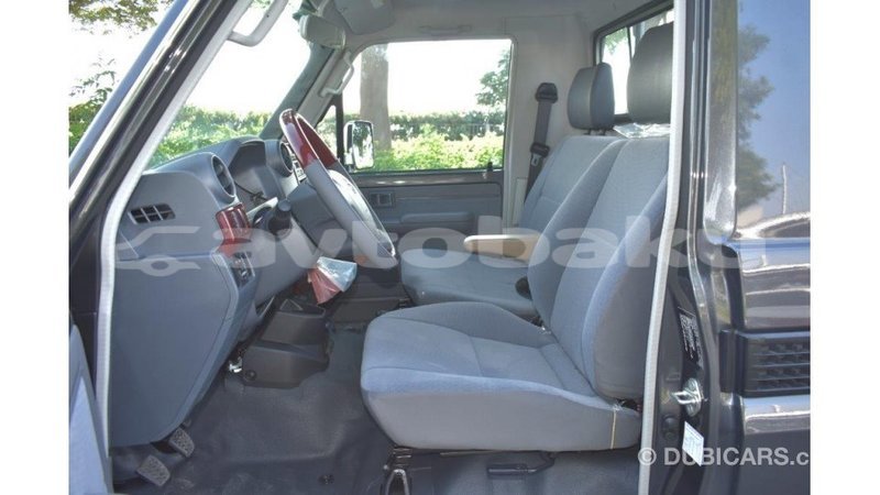 Big with watermark toyota land cruiser abseron import dubai 1711