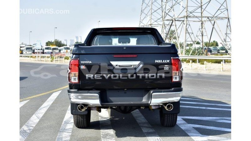Big with watermark toyota hilux abseron import dubai 1712