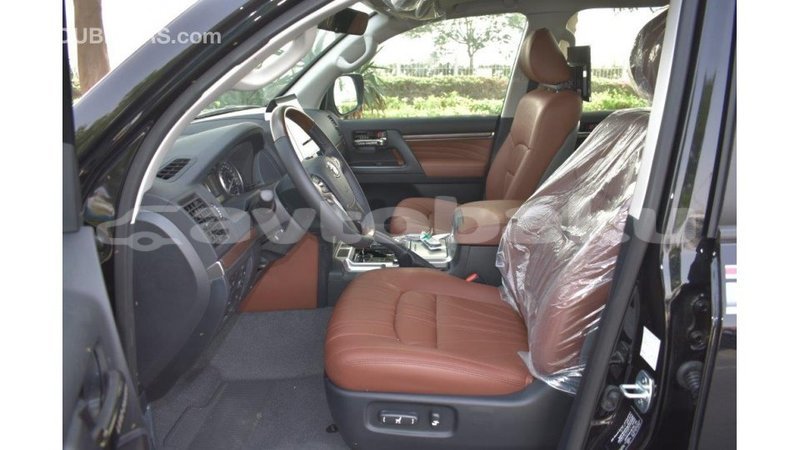 Big with watermark toyota land cruiser abseron import dubai 1716