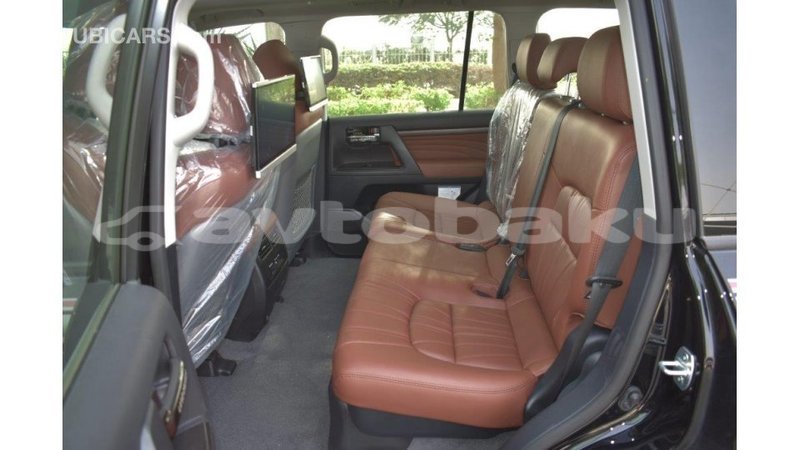 Big with watermark toyota land cruiser abseron import dubai 1716