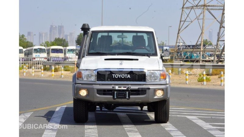 Big with watermark toyota land cruiser abseron import dubai 1717