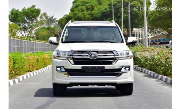 Buy Import Toyota Land Cruiser White Car in Import - Dubai in Abseron Buy Import Toyota Land Cruiser White Car in Import - Dubai in Abseron