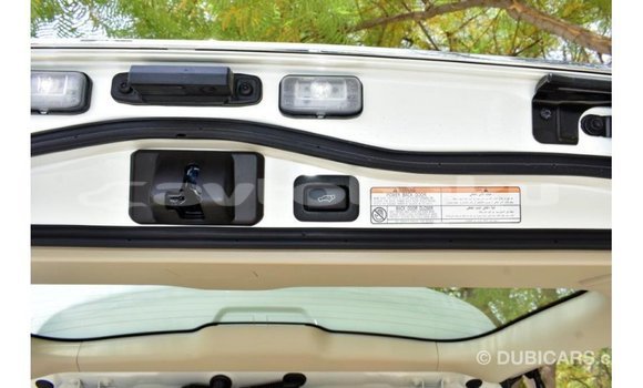 Buy Import Toyota Land Cruiser White Car in Import - Dubai in Abseron Buy Import Toyota Land Cruiser White Car in Import - Dubai in Abseron