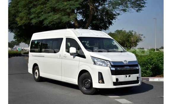 Buy Import Toyota Hiace White Car in Import - Dubai in Abseron Buy Import Toyota Hiace White Car in Import - Dubai in Abseron