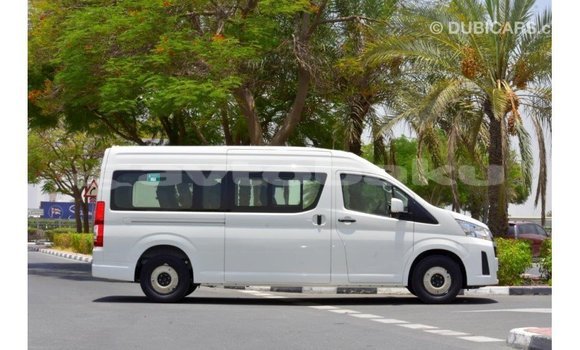 Buy Import Toyota Hiace White Car in Import - Dubai in Abseron Buy Import Toyota Hiace White Car in Import - Dubai in Abseron