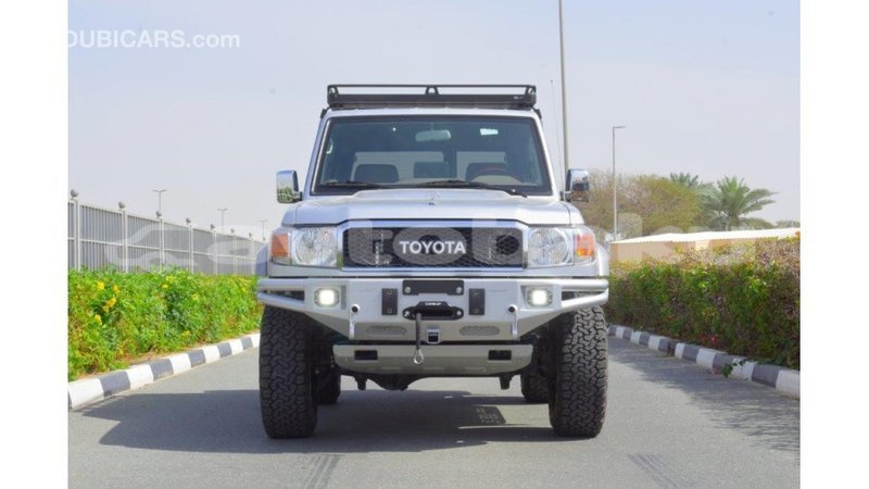 Big with watermark toyota land cruiser abseron import dubai 1730