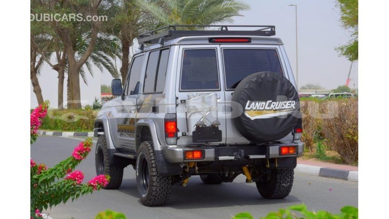 Big with watermark toyota land cruiser abseron import dubai 1730