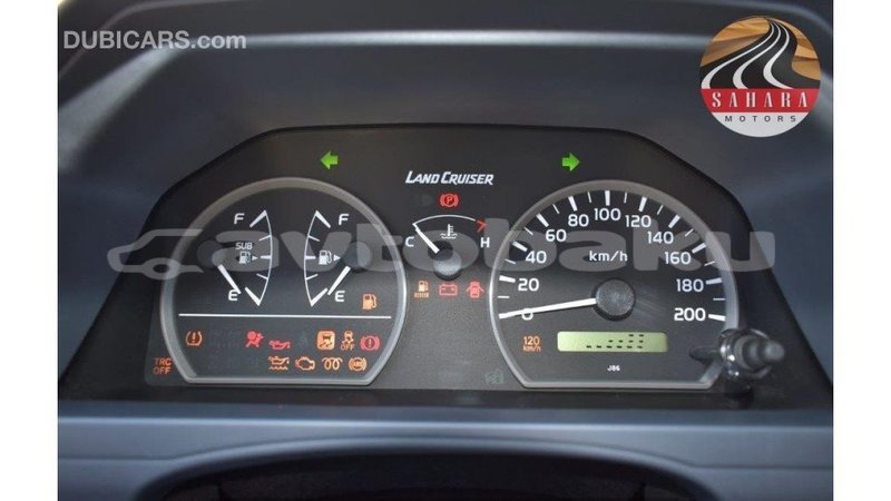 Big with watermark toyota land cruiser abseron import dubai 1735