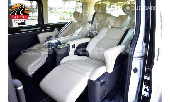 Buy Import Toyota Granvia White Car in Import - Dubai in Abseron Buy Import Toyota Granvia White Car in Import - Dubai in Abseron