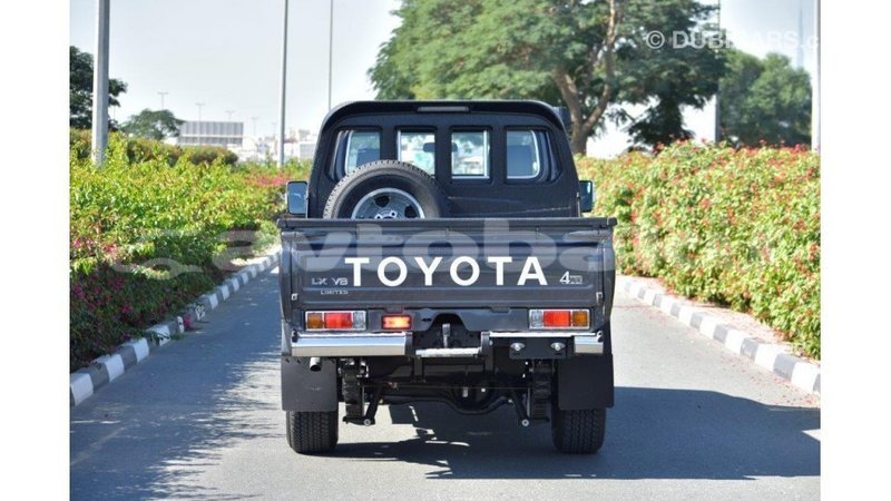 Big with watermark toyota land cruiser abseron import dubai 1739