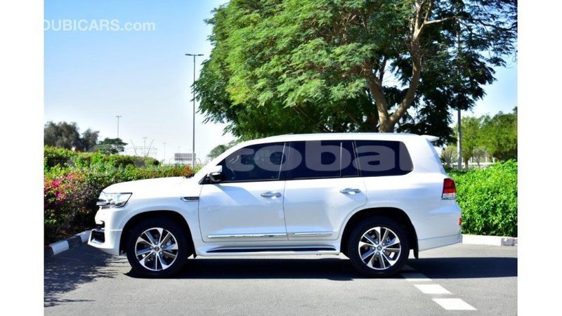 Big with watermark toyota land cruiser abseron import dubai 1741