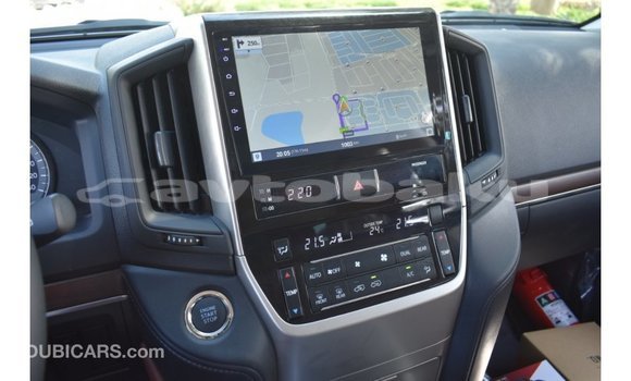 Buy Import Toyota Land Cruiser White Car in Import - Dubai in Abseron Buy Import Toyota Land Cruiser White Car in Import - Dubai in Abseron
