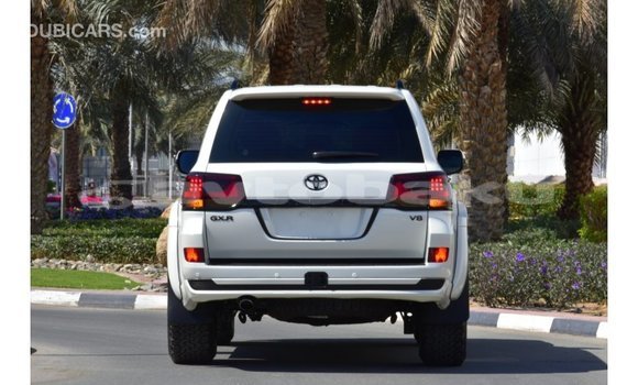 Buy Import Toyota Land Cruiser White Car in Import - Dubai in Abseron Buy Import Toyota Land Cruiser White Car in Import - Dubai in Abseron