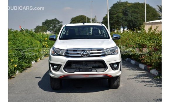 Buy Import Toyota Hilux White Car in Import - Dubai in Abseron Buy Import Toyota Hilux White Car in Import - Dubai in Abseron