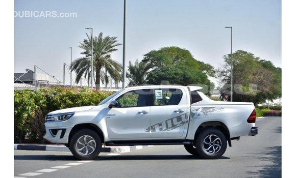Buy Import Toyota Hilux White Car in Import - Dubai in Abseron Buy Import Toyota Hilux White Car in Import - Dubai in Abseron