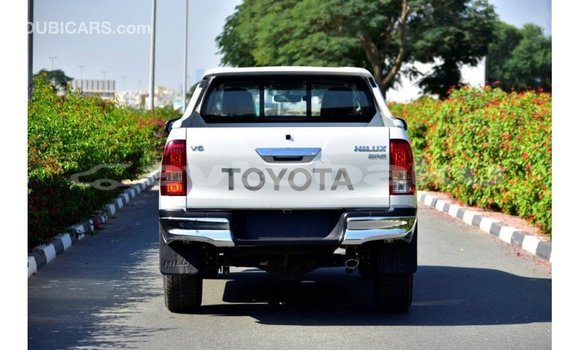 Buy Import Toyota Hilux White Car in Import - Dubai in Abseron Buy Import Toyota Hilux White Car in Import - Dubai in Abseron