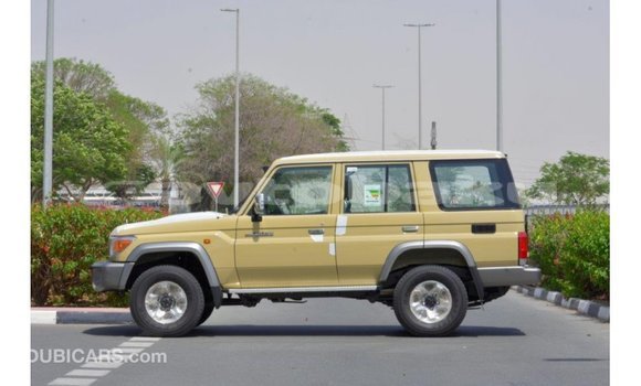 Buy Import Toyota Land Cruiser Beige Car in Import - Dubai in Abseron Buy Import Toyota Land Cruiser Beige Car in Import - Dubai in Abseron
