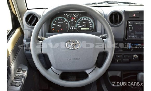 Buy Import Toyota Land Cruiser Beige Car in Import - Dubai in Abseron Buy Import Toyota Land Cruiser Beige Car in Import - Dubai in Abseron