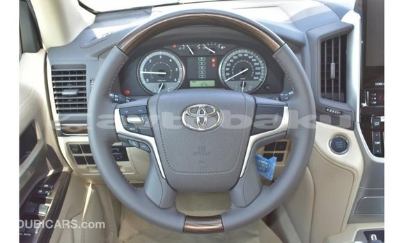 Buy Import Toyota Land Cruiser White Car in Import - Dubai in Abseron Buy Import Toyota Land Cruiser White Car in Import - Dubai in Abseron