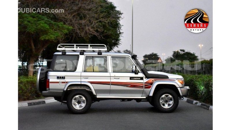 Big with watermark toyota land cruiser abseron import dubai 1778