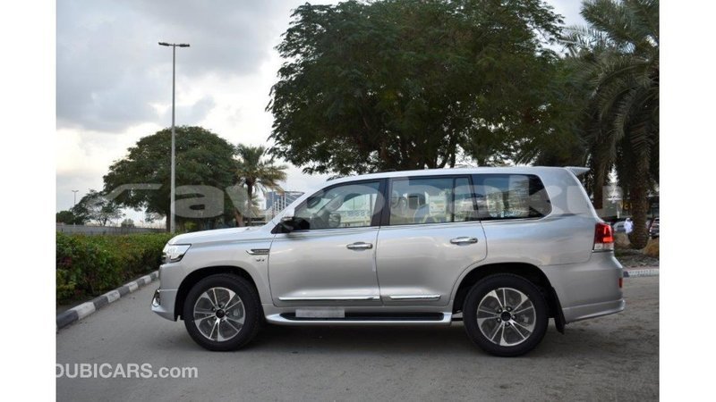 Big with watermark toyota land cruiser abseron import dubai 1779