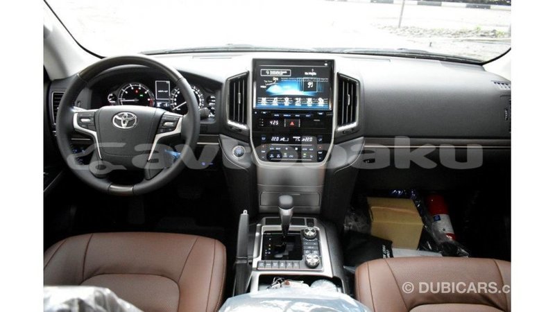 Big with watermark toyota land cruiser abseron import dubai 1779