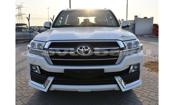 Buy Import Toyota Land Cruiser White Car in Import - Dubai in Abseron Buy Import Toyota Land Cruiser White Car in Import - Dubai in Abseron