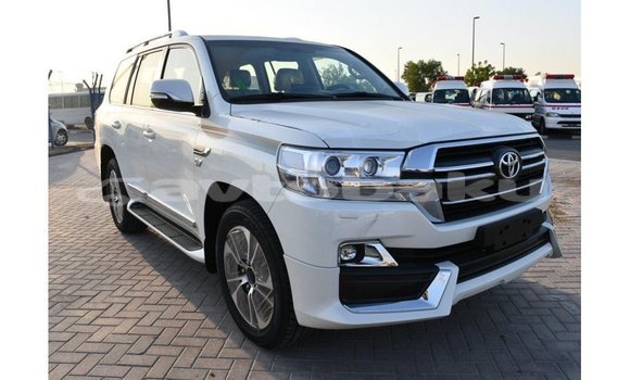 Buy Import Toyota Land Cruiser White Car in Import - Dubai in Abseron Buy Import Toyota Land Cruiser White Car in Import - Dubai in Abseron