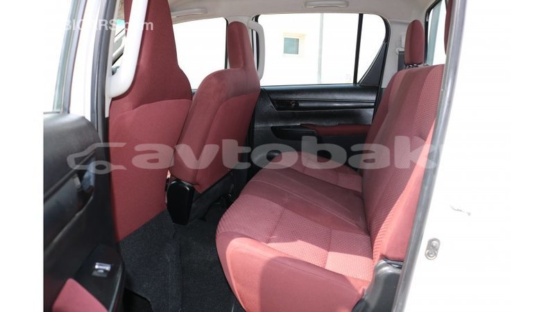 Big with watermark toyota hilux abseron import dubai 1792