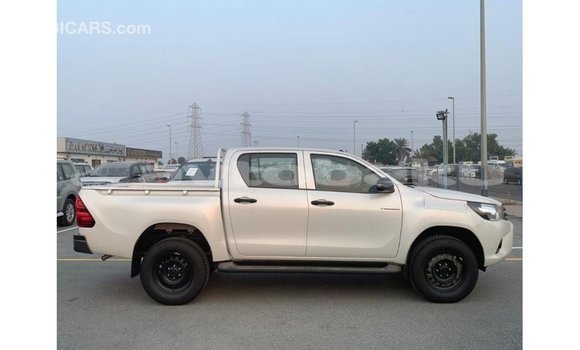 Buy Import Toyota Hilux White Car in Import - Dubai in Abseron Buy Import Toyota Hilux White Car in Import - Dubai in Abseron