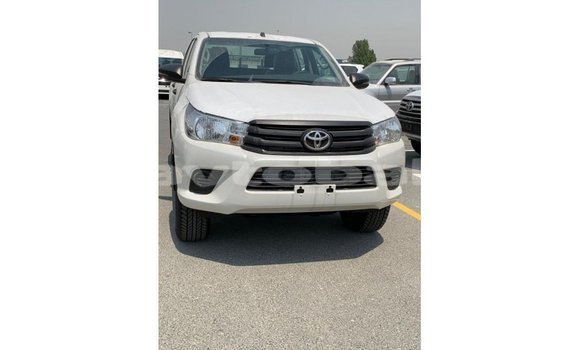 Buy Import Toyota Hilux White Car in Import - Dubai in Abseron Buy Import Toyota Hilux White Car in Import - Dubai in Abseron
