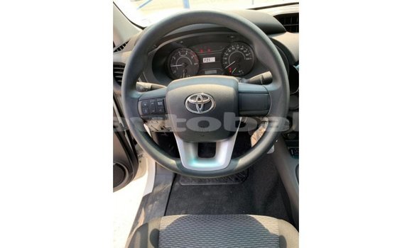 Buy Import Toyota Hilux White Car in Import - Dubai in Abseron Buy Import Toyota Hilux White Car in Import - Dubai in Abseron