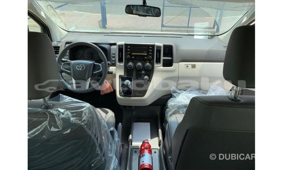 Buy Import Toyota Hiace White Car in Import - Dubai in Abseron Buy Import Toyota Hiace White Car in Import - Dubai in Abseron