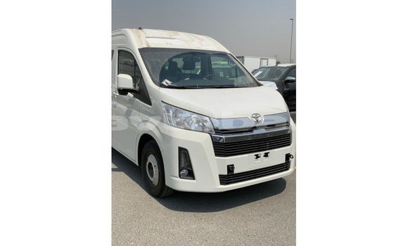 Buy Import Toyota Hiace White Car in Import - Dubai in Abseron Buy Import Toyota Hiace White Car in Import - Dubai in Abseron