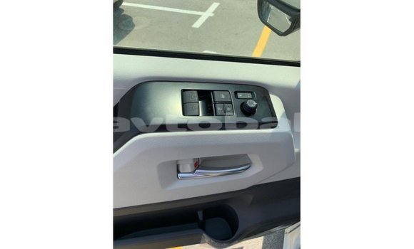 Buy Import Toyota Hiace White Car in Import - Dubai in Abseron Buy Import Toyota Hiace White Car in Import - Dubai in Abseron