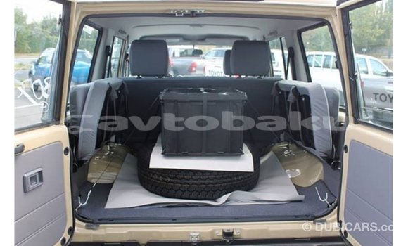 Buy Import Toyota Land Cruiser Beige Car in Import - Dubai in Abseron Buy Import Toyota Land Cruiser Beige Car in Import - Dubai in Abseron