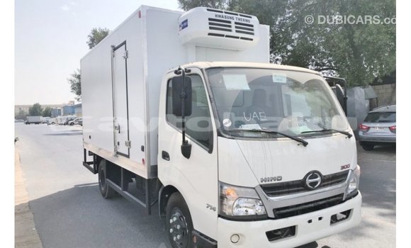 Buy Import Hino 300 Series White Truck in Import - Dubai in Abseron Buy Import Hino 300 Series White Truck in Import - Dubai in Abseron