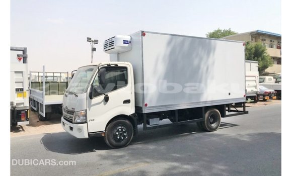 Buy Import Hino 300 Series White Truck in Import - Dubai in Abseron Buy Import Hino 300 Series White Truck in Import - Dubai in Abseron