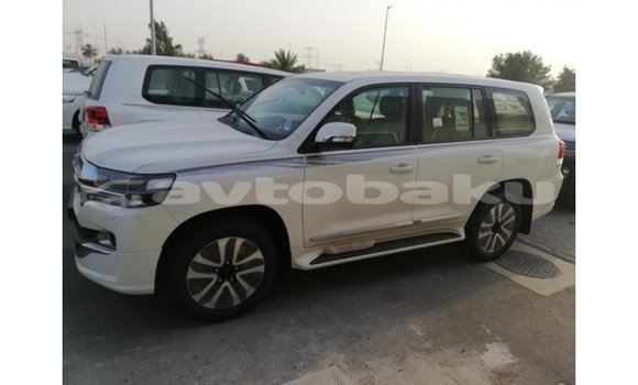 Buy Import Toyota Land Cruiser White Car in Import - Dubai in Abseron Buy Import Toyota Land Cruiser White Car in Import - Dubai in Abseron