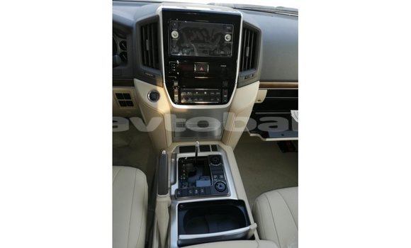 Buy Import Toyota Land Cruiser White Car in Import - Dubai in Abseron Buy Import Toyota Land Cruiser White Car in Import - Dubai in Abseron