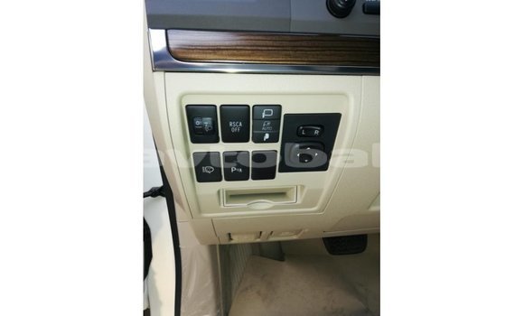 Buy Import Toyota Land Cruiser White Car in Import - Dubai in Abseron Buy Import Toyota Land Cruiser White Car in Import - Dubai in Abseron