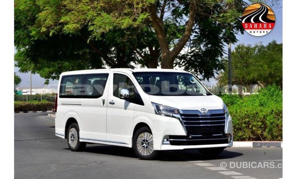 Buy Import Toyota Granvia White Car in Import - Dubai in Abseron Buy Import Toyota Granvia White Car in Import - Dubai in Abseron