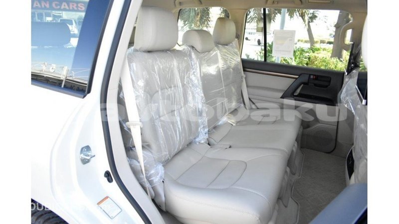 Big with watermark toyota land cruiser abseron import dubai 1852